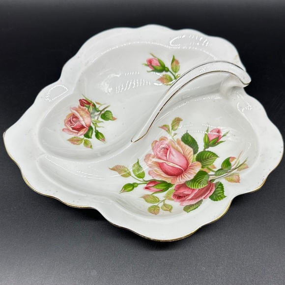 Royal Albert Anniversary Rose Leaf Shape Sweet Candy Dish Bone China England - Picture 4 of 5